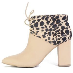 Seychelles Nonchalant Leather Cheetah Pony Hair Lace Up Booties Women’s Size 8